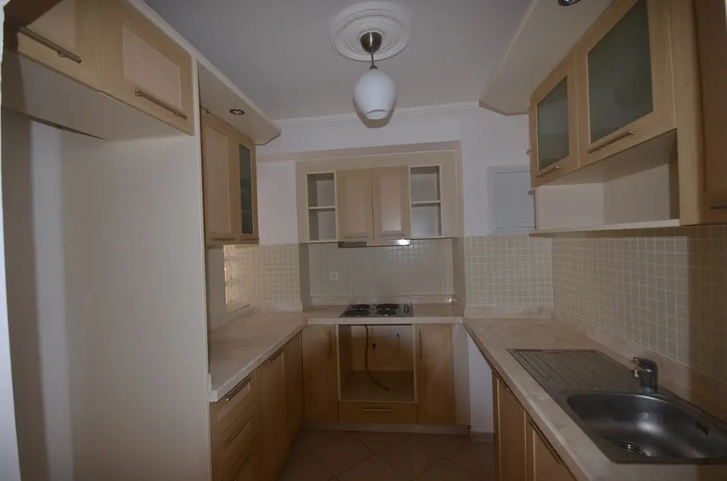 Fitted kitchen